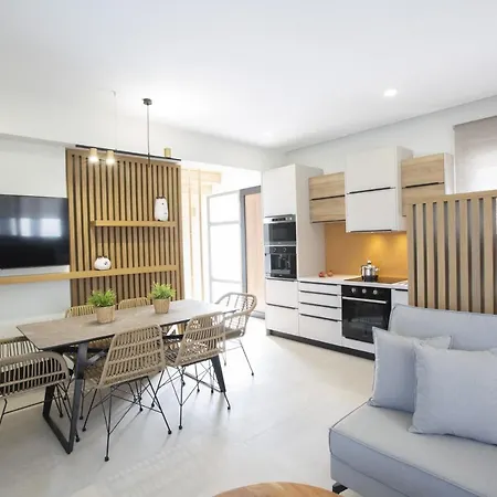 Inorato - Luxury With Private Swimming Pool Kalamítsi